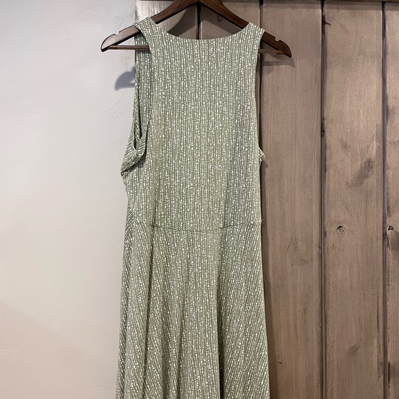 Athleta Santorini Thera Printed Dress Womens 
Pistachio Sleeveless 
Size: XL - Picture 2 of 6